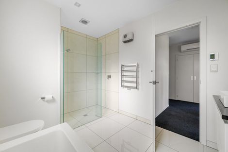 Photo of property in 5 Bovett Place, Wanaka, 9305