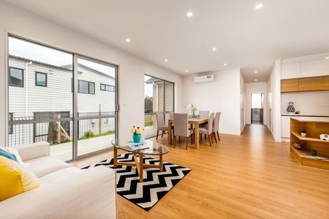 Photo of property in 10 Ahorangi Road, Silverdale, 0932