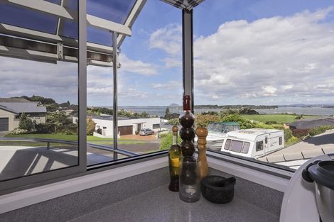 Photo of property in 61 Hamurana Road, Omokoroa, 3114