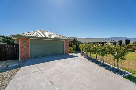 Photo of property in 19 Fenwick Crescent, Cromwell, 9310