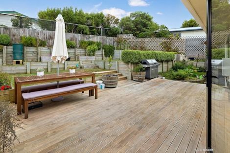 Photo of property in 6 Colorado Grove, Brooklyn, Wellington, 6021