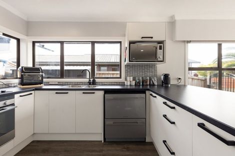 Photo of property in 38 Prisk Street, Melville, Hamilton, 3206