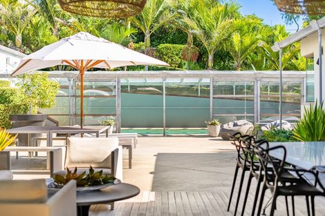 Photo of property in 360 Paremata Road, Whitby, Porirua, 5381