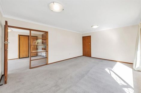 Photo of property in 27 Lochee Road, Upper Riccarton, Christchurch, 8041