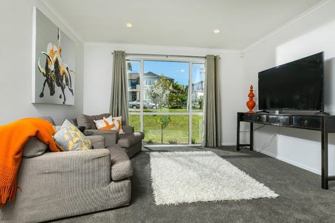 Photo of property in 35 Aberley Road, Schnapper Rock, Auckland, 0632