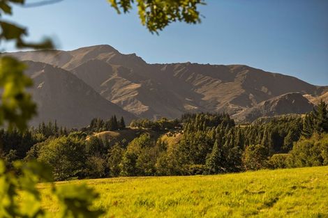 Photo of property in 32 Hogans Gully Road, Arrowtown, 9371