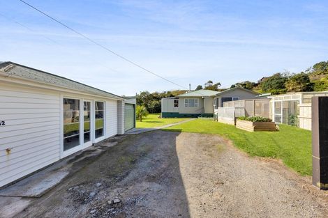 Photo of property in 42 Whakapaki Street, Urenui, 4375