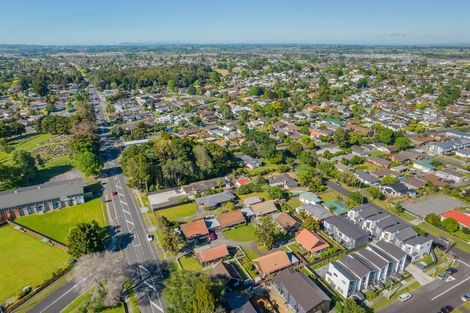 Photo of property in 341 Great South Road, Papakura, 2110