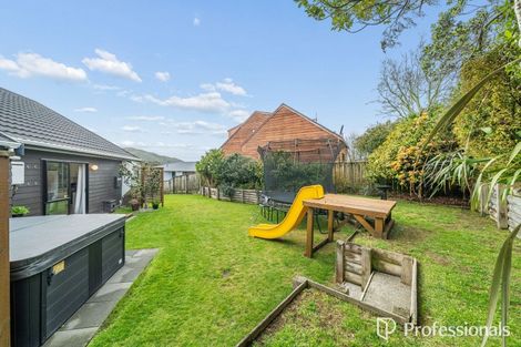 Photo of property in 13 Otamarau Grove, Maungaraki, Lower Hutt, 5010