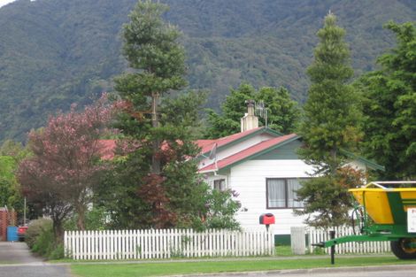 Photo of property in 16 Stanley Avenue, Te Aroha, 3320