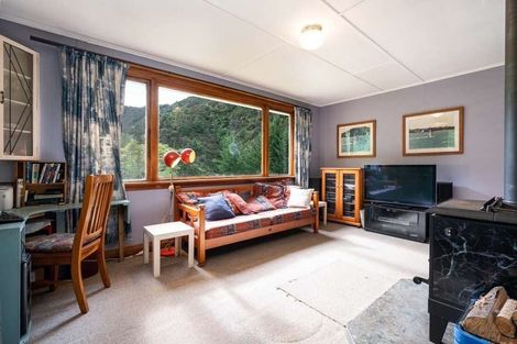 Photo of property in 1715 Waipori Falls Road, Waipori Falls, Outram, 9073