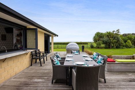 Photo of property in 164 Brown Road, Brixton, Waitara, 4382