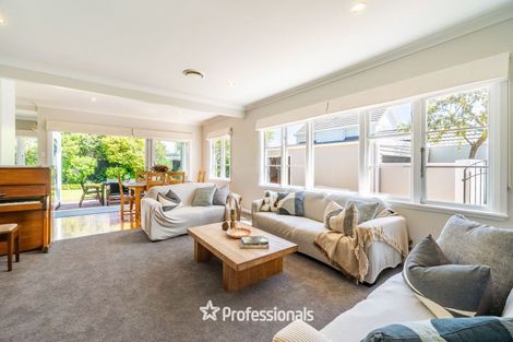 Photo of property in 30 Copeland Street, Hutt Central, Lower Hutt, 5011