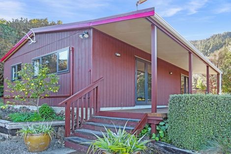 Photo of property in 1556 Akatarawa Road, Akatarawa Valley, Upper Hutt, 5372