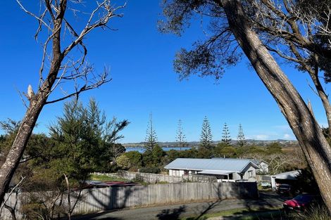 Photo of property in 8 Thelma Road, Mangawhai Heads, Mangawhai, 0505