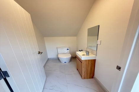 Photo of property in 14d Clairville Crescent, Wai O Taiki Bay, Auckland, 1072