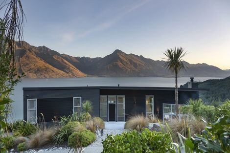Photo of property in 36 Corsican Drive, Ben Lomond, Queenstown, 9371