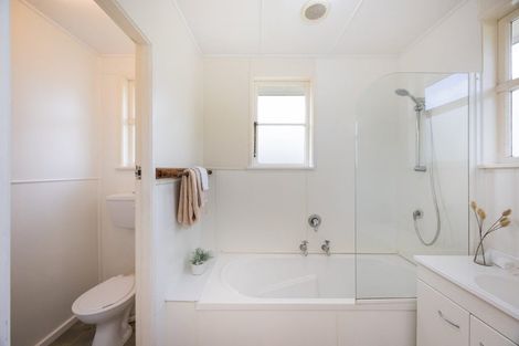 Photo of property in 130 Oroua Road, Kairanga, Palmerston North, 4475