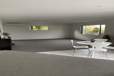 Photo of property in 8 Diosma Place, Botany Downs, Auckland, 2010