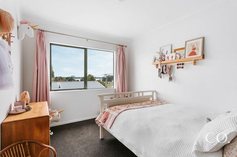 Photo of property in 21b Dingadee Street, Welcome Bay, Tauranga, 3112
