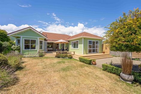 Photo of property in 121 Belvedere Avenue, Waikanae, 5036