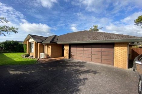 Photo of property in 1/11 Carniew Place, Dannemora, Auckland, 2016