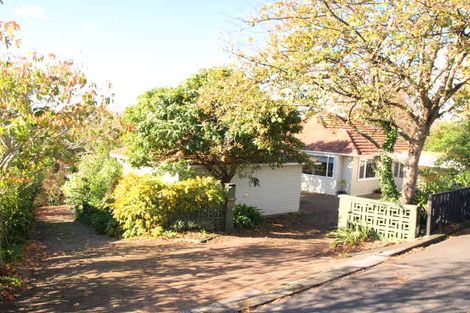 Photo of property in 60a Pah Road, Cockle Bay, Auckland, 2014