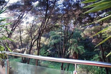 Photo of property in 16 Lagoon Way, West Harbour, Auckland, 0618