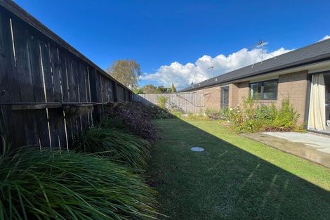Photo of property in 1/10 Heath Street, Saint Andrews, Hamilton, 3200