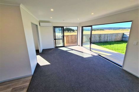 Photo of property in 21 Story Street, Foxton Beach, Foxton, 4815