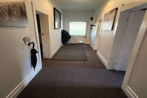 Photo of property in 10 Paraekaretu Street, Hunterville, 4730