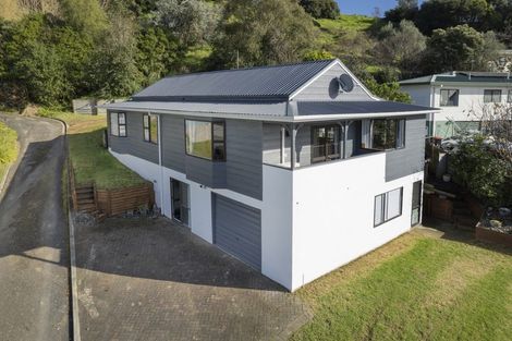 Photo of property in 10 Herald Way, Welcome Bay, Tauranga, 3112