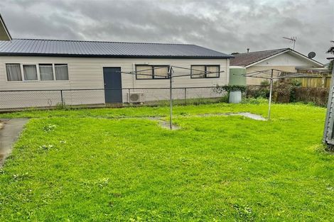 Photo of property in 2/79 Rimu Street, New Lynn, Auckland, 0600