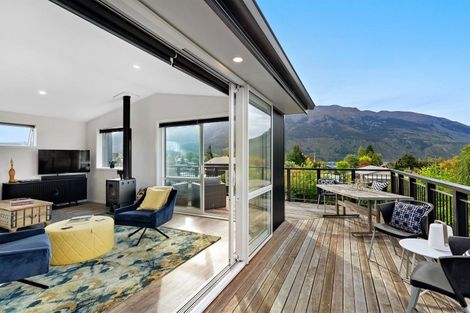 Photo of property in 14 Lakeview Terrace, Lake Hawea, Wanaka, 9382