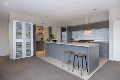 Photo of property in 128 Kings Drive, Wanaka, 9305