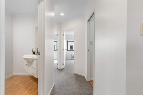 Photo of property in 6/15 Harbour View Road, Te Atatu Peninsula, Auckland, 0610