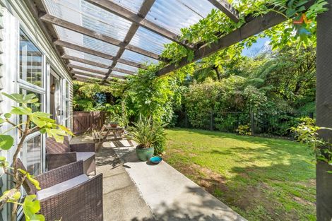 Photo of property in 115 Manuka Street, Stokes Valley, Lower Hutt, 5019