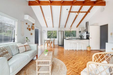 Photo of property in 29 Shadon Place, Stanmore Bay, Whangaparaoa, 0932