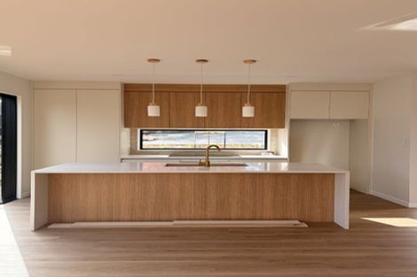 Photo of property in 1/82 Upper Harbour Drive, Greenhithe, Auckland, 0632