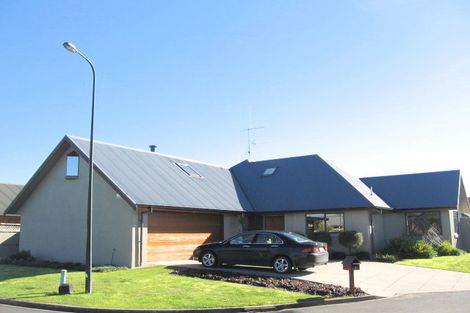 Photo of property in 3 Johnsfield Place, Rototuna, Hamilton, 3210