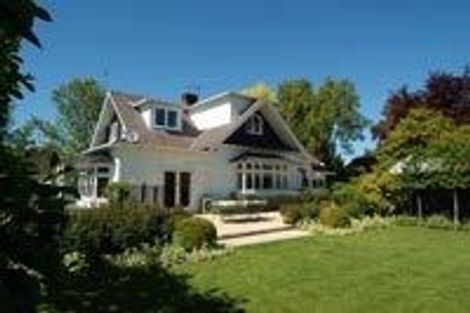 Photo of property in 284 Papanui Road, Merivale, Christchurch, 8052