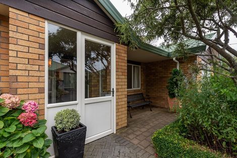 Photo of property in 116 Oxford Street, Tawa, Wellington, 5028
