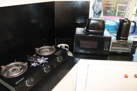 Photo of property in 11 Ben Lora Place, Mangere East, Auckland, 2024