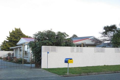 Photo of property in 14 Robert Street, Otatara, Invercargill, 9879