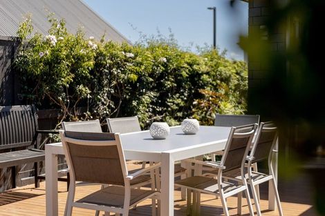 Photo of property in 73 Bert Wall Drive, Omokoroa, 3114