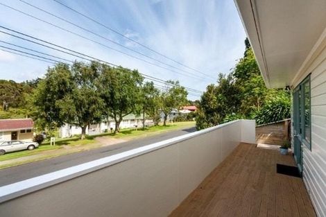 Photo of property in 23 Seaview Road, Marfell, New Plymouth, 4310