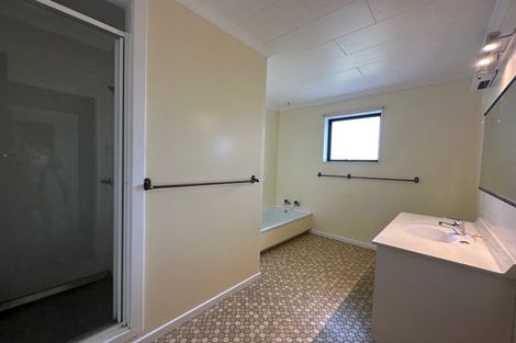 Photo of property in 39 Waterford Drive, Winton, 9720