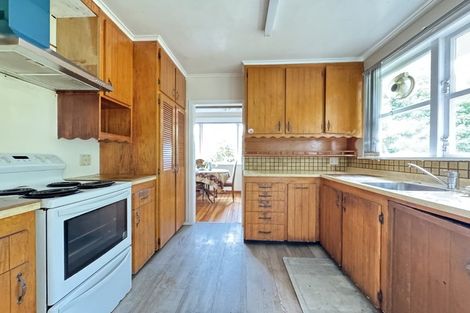 Photo of property in 29 Hollies Crescent, Johnsonville, Wellington, 6037