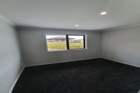 Photo of property in 22 Calder Crescent, Pokeno, 2402