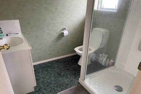 Photo of property in 19 Logan Way, Kelvin Grove, Palmerston North, 4414